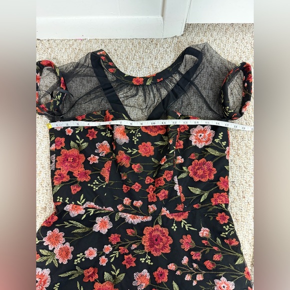Maggy London Black and Red Floral Mesh Midi Dress size 10 - Picture 8 of 8